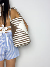 Load image into Gallery viewer, The Market Bag - Brown and White
